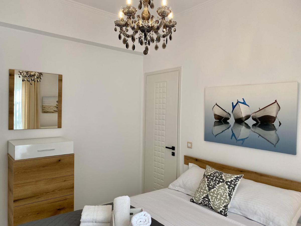 Porta Modern And Hospitable *